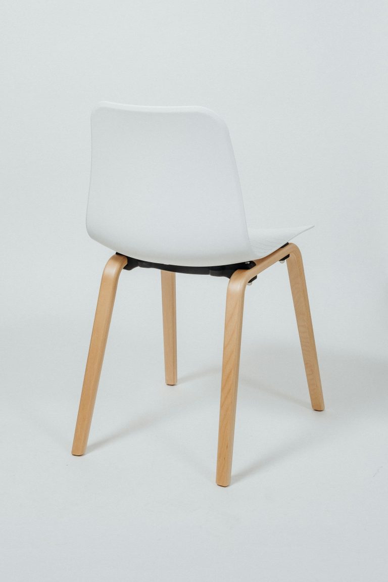 Carpone Chair