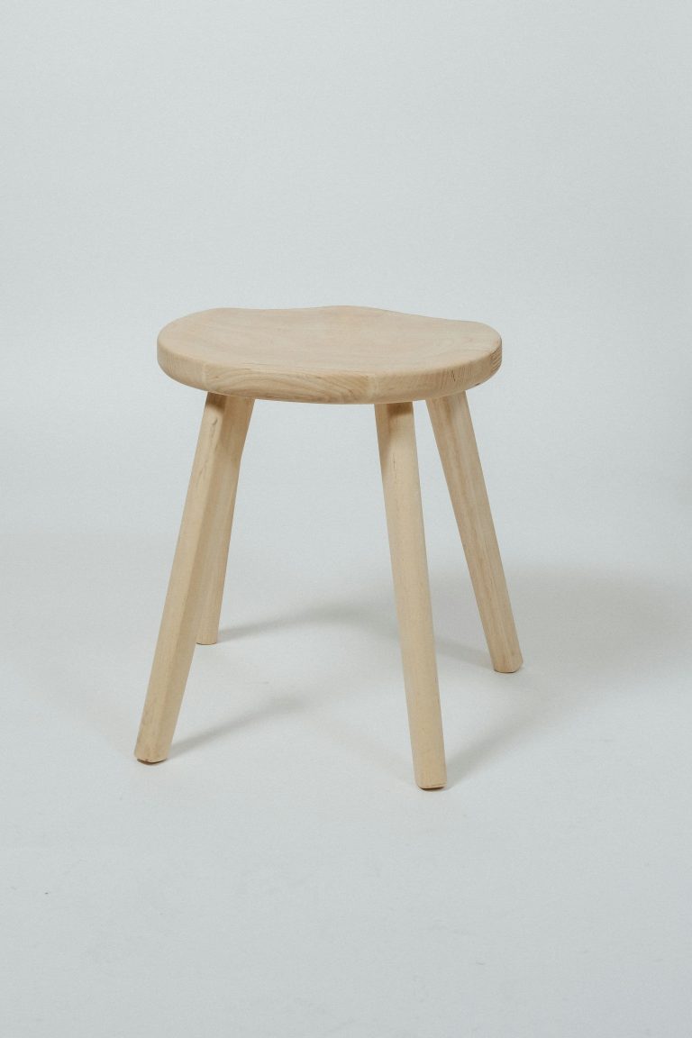 Saddler Stool