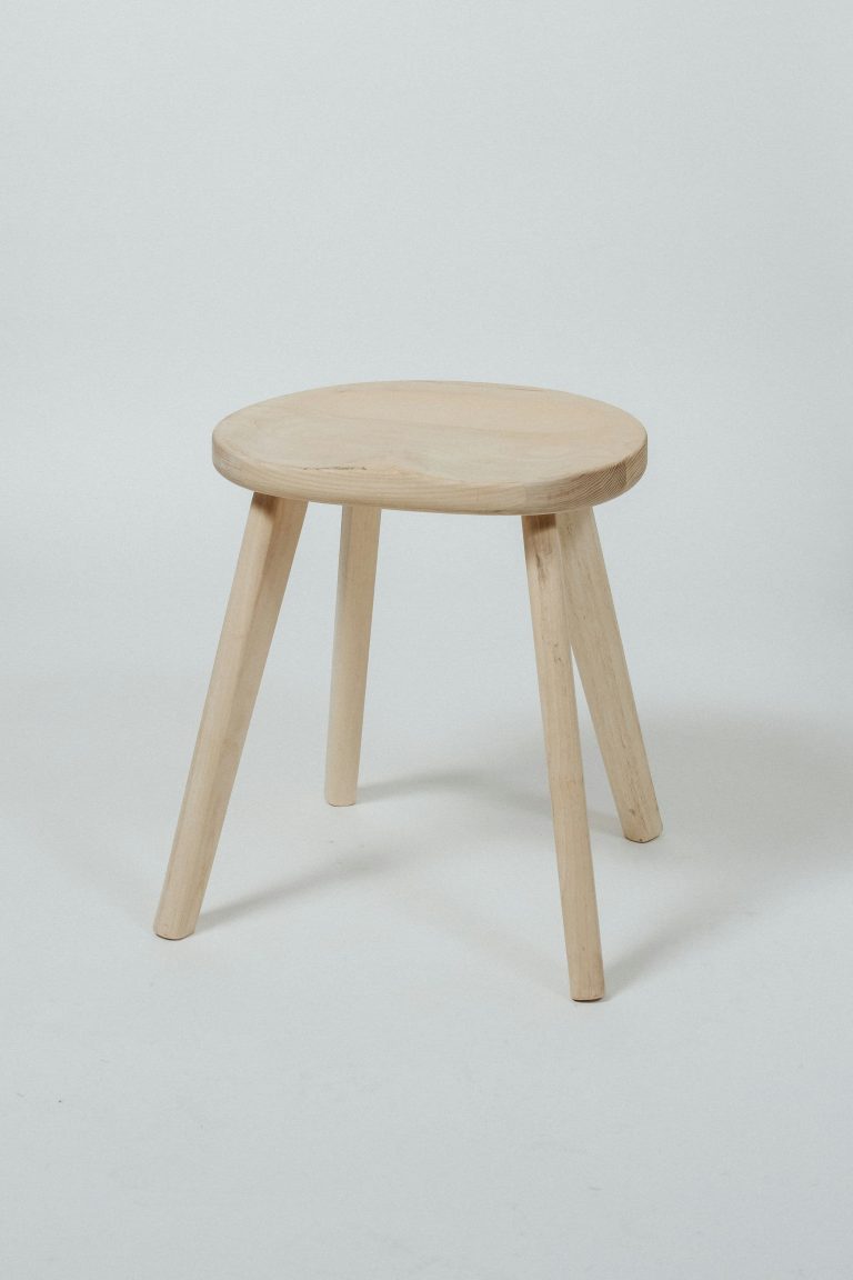 Saddler Stool(1)